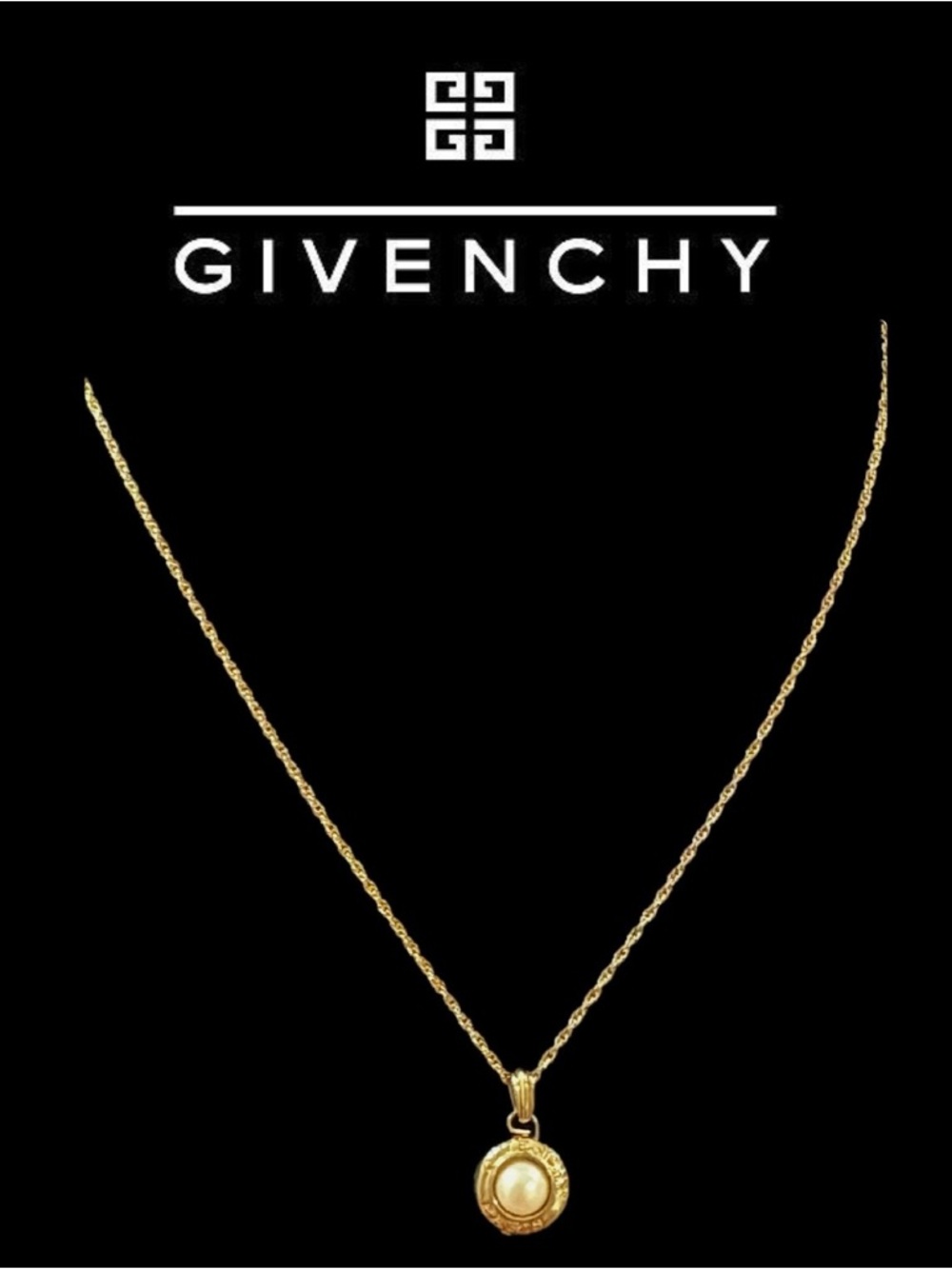 Givenchy Vintage Pearl Pendant necklace with COA